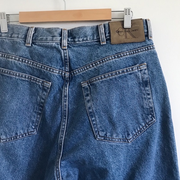 ✨SOLD✨ | Rare Vintage CK Stone Wash Mom Jeans - Picture 6 of 8